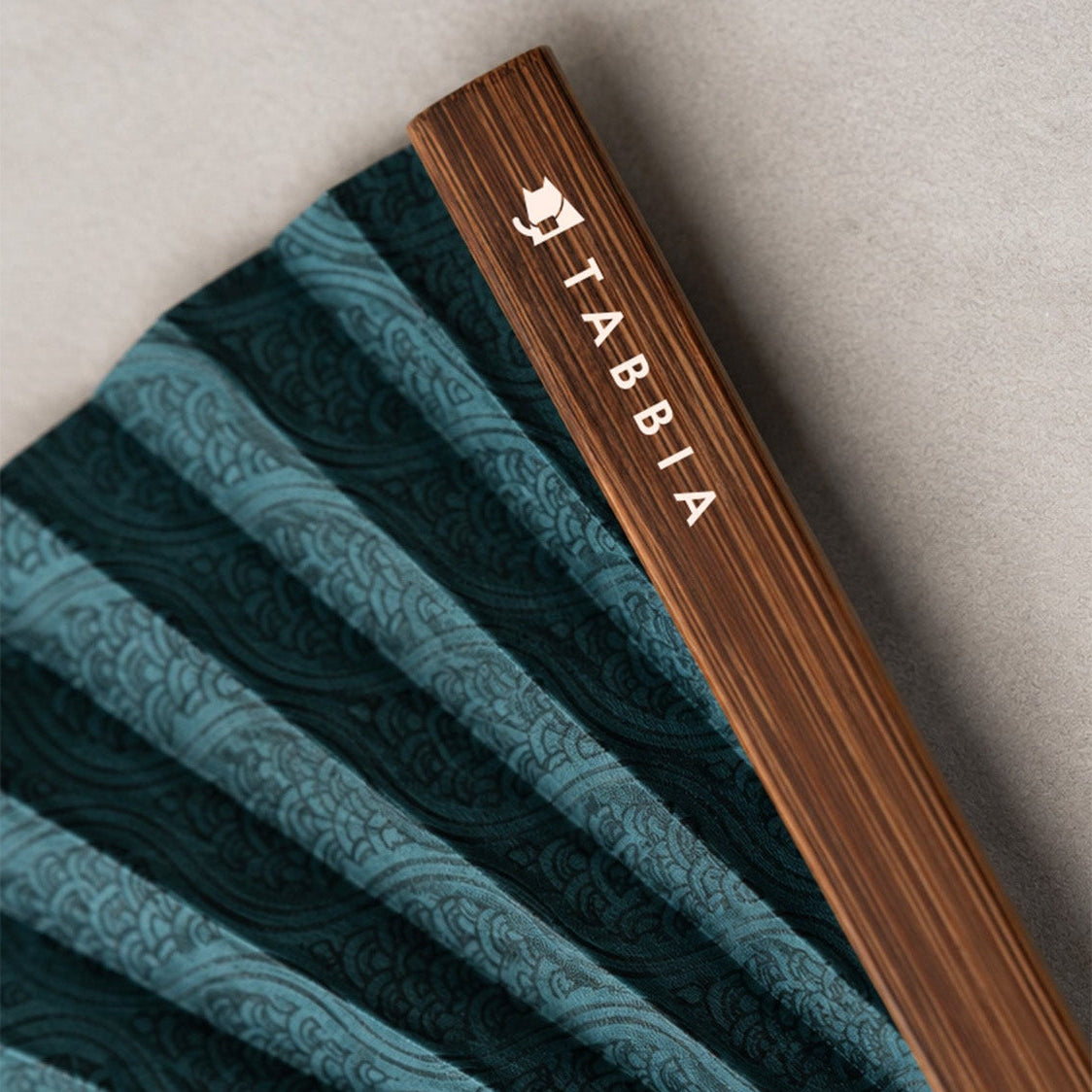 Japanese Folding Fan: Nami Tatewaku
